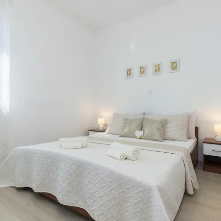 Apartament Pianino Brodarica (Sibenik-Knin)