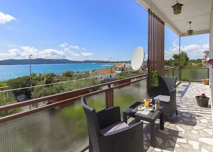 Pianino Brodarica (Sibenik-Knin)