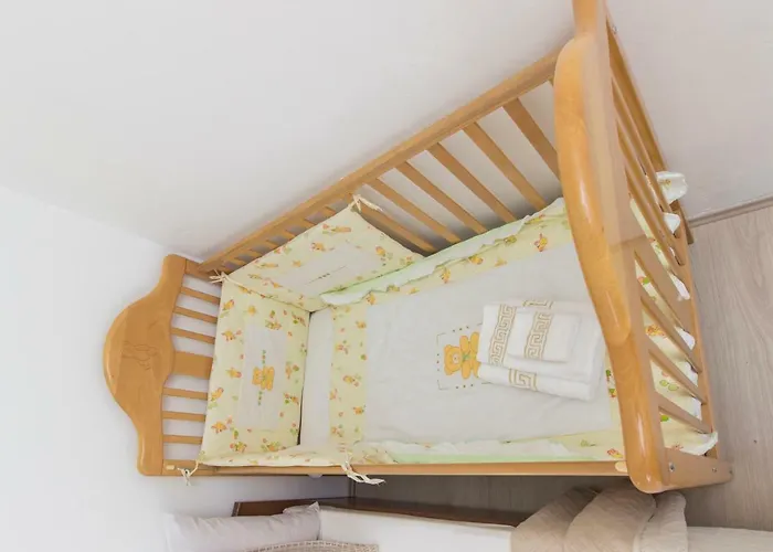 Pianino * Brodarica (Sibenik-Knin)